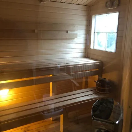 شقة 1-bedroom Apartment-rooftop Jakuzzi-hot Tub, Bbq & Sauna In A Forest By The كلابيدا